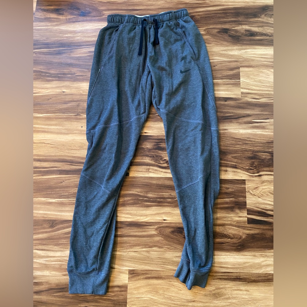 Mens Nike dri-fit sweatpants
